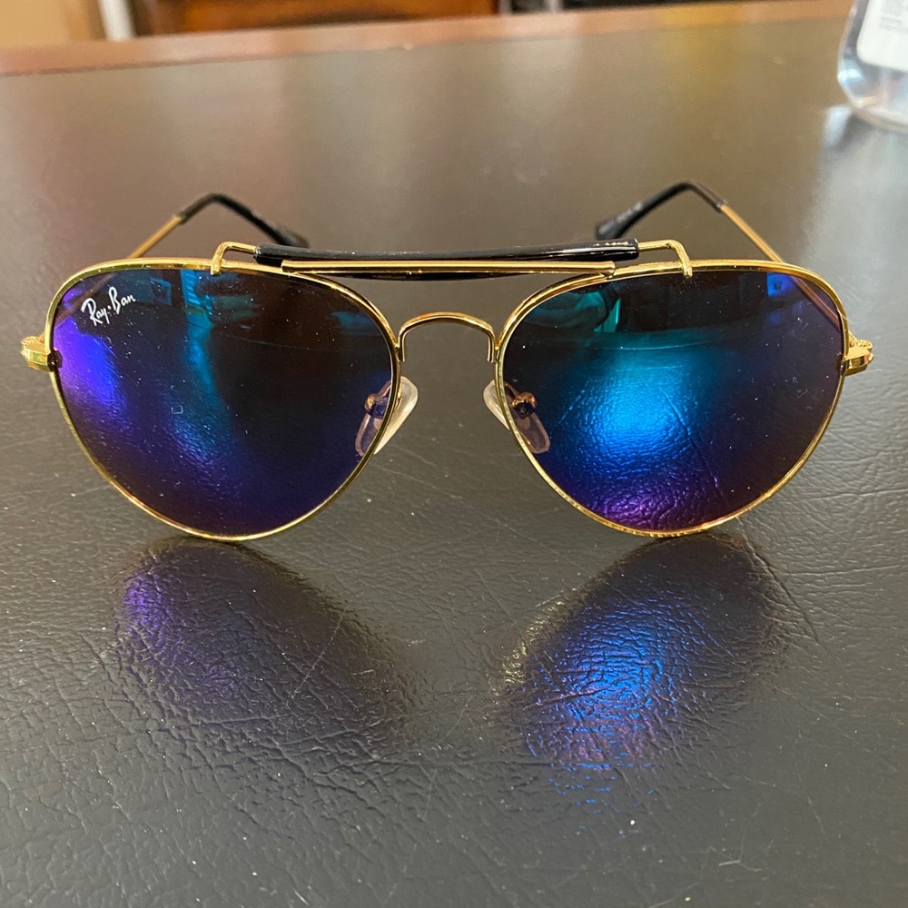 Rayban Gold rim Aviators